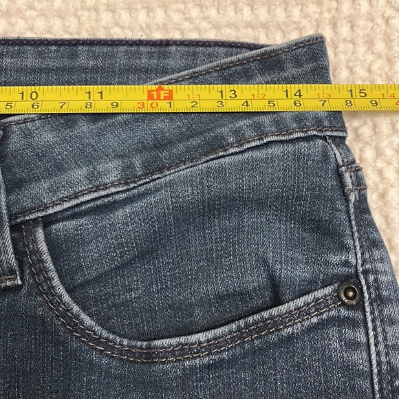 Women’s Not Your Daughter’s Jeans Barbara Bootcut Size 6 Medium Wash Stretch - Picture 6 of 8